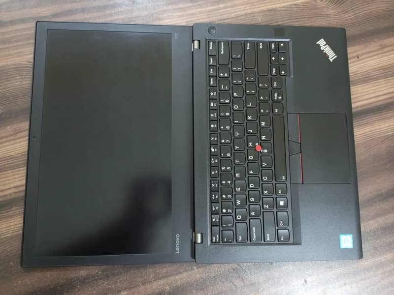 Lenovo ThinkPad T460 Laptop Core i5 6th Gen 4GB Ram/500GB HDD 15