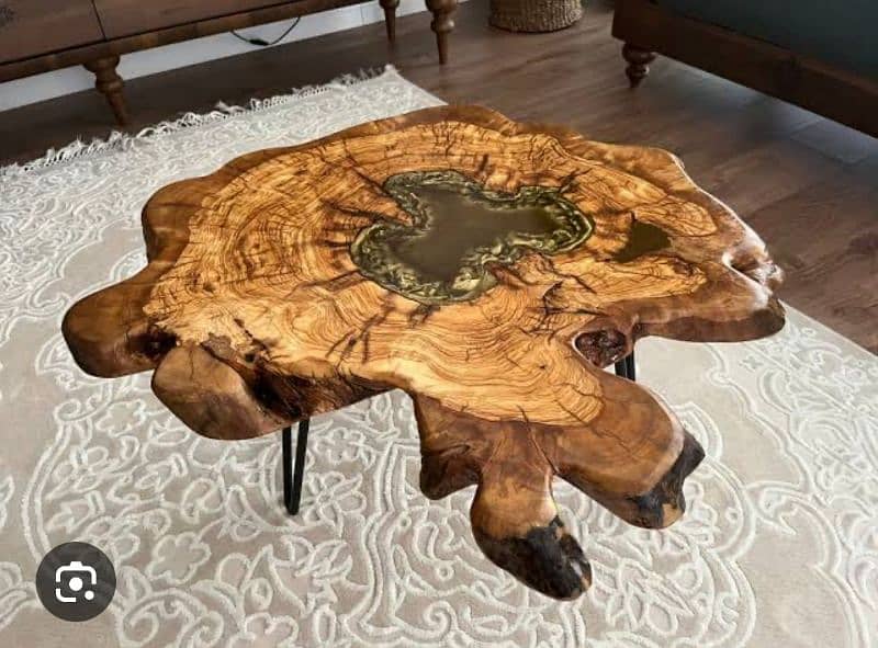epoxy center table. Delivery all Pakistan can send. contact03328709877 3