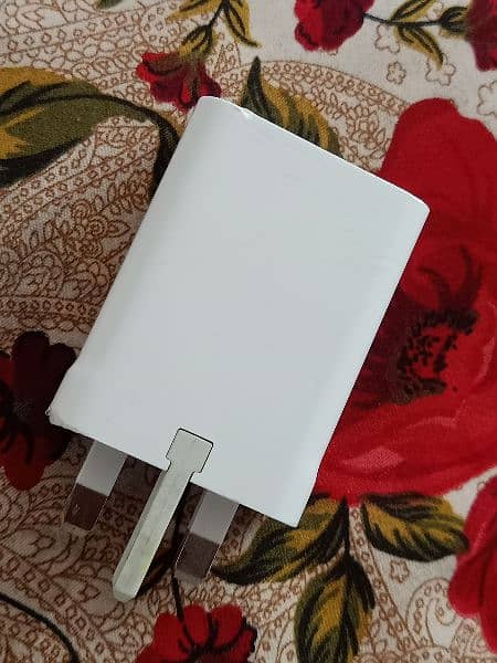 POCO 33 wat charger 03129572280 11