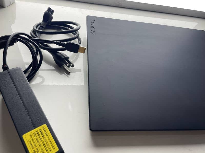 ThinkPad laptop Lenovo 6