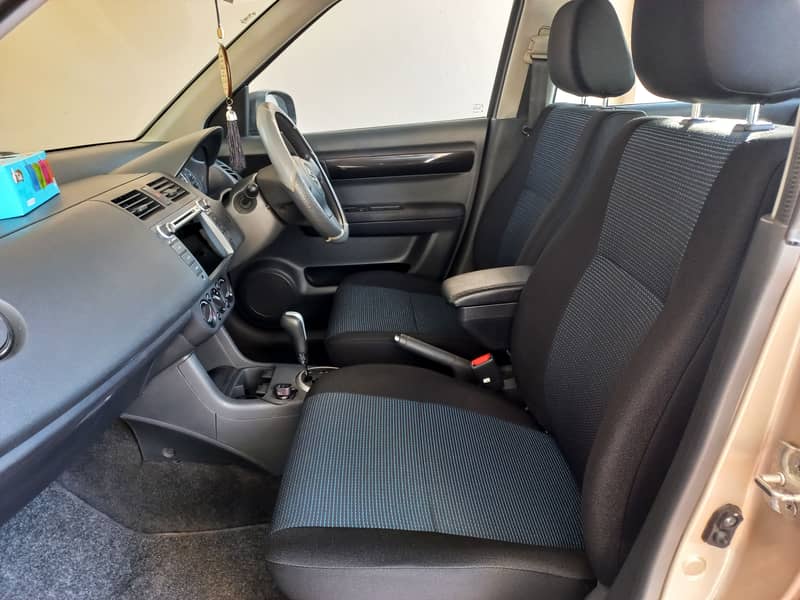 Suzuki Swift DLX Automatic 1.3 Navigation 2019 12
