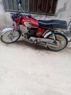 Yamaha yd100 for urgent sale pindi number contact 317 789 1118