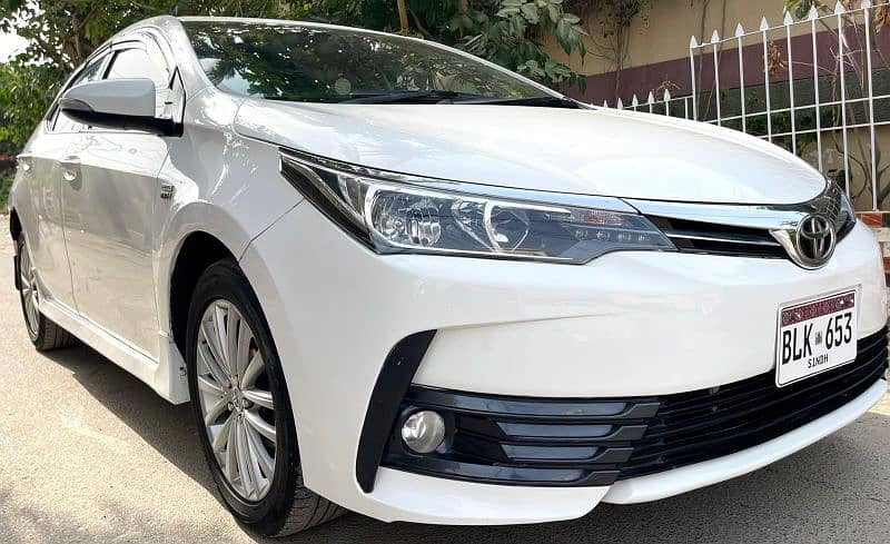 toyota corolla Altis  2017 Reg 2018 3