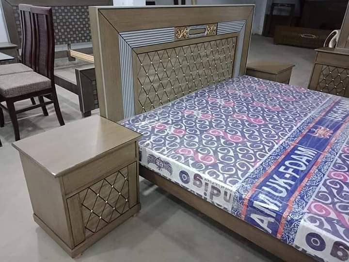 Wooden Bed/Poshish Bed/King Size Bed/Brass Bed/Furniture 7