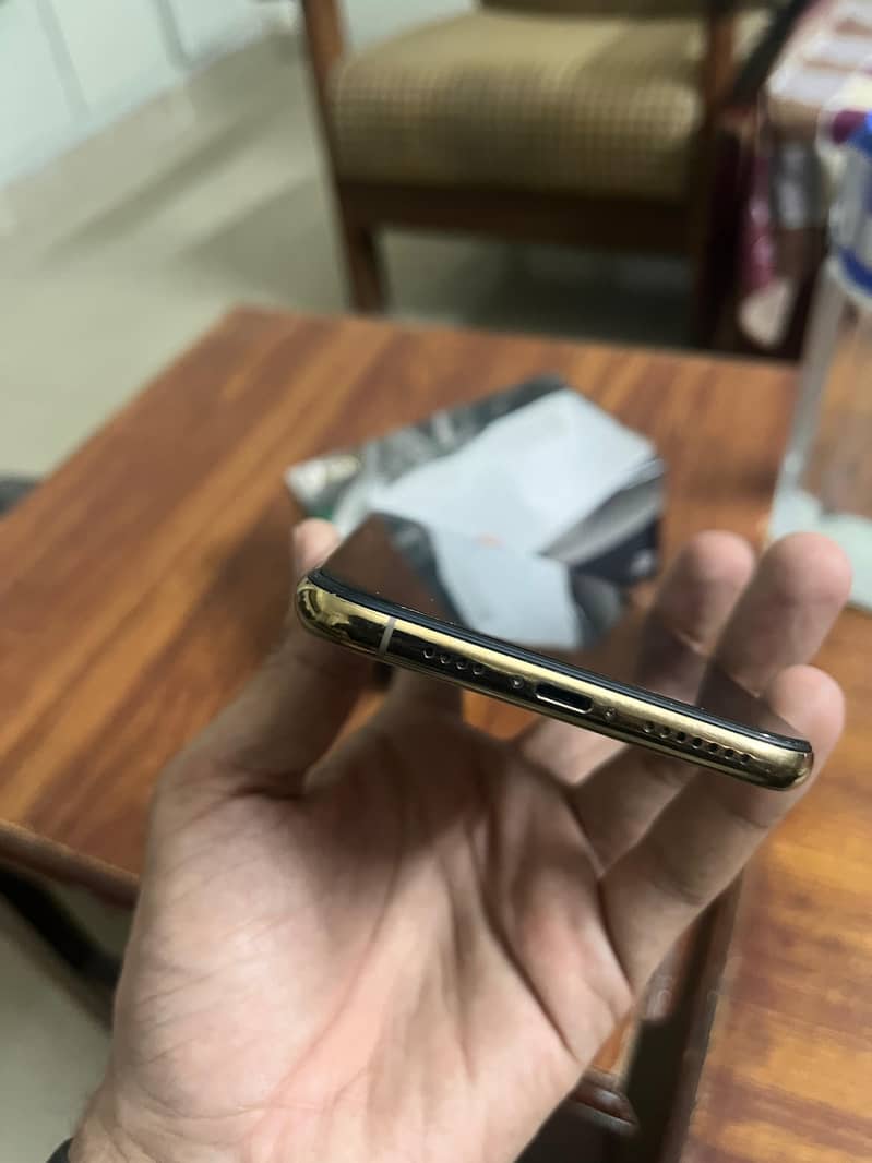 Iphone XS Max Rose Gold 256GB PTA Approved 1