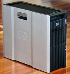 HP Z800 12 CORES /32 GB RAM /256 GB SSD WORKSTATION