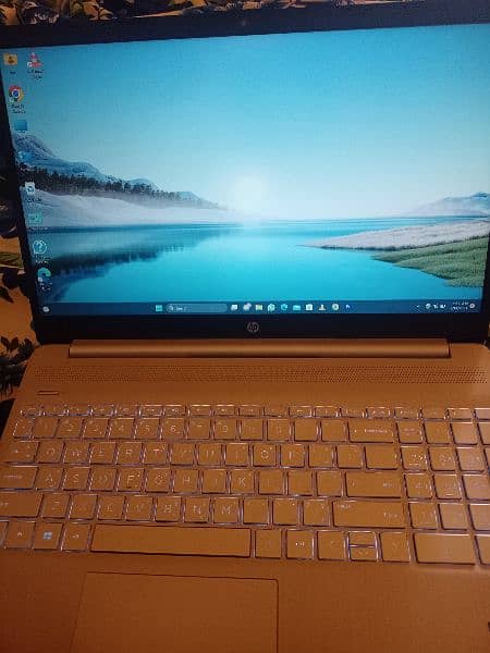 HP Laptop 15s AMD Ryzen 5 3500U 8