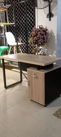 office table, office furniture,manager table
