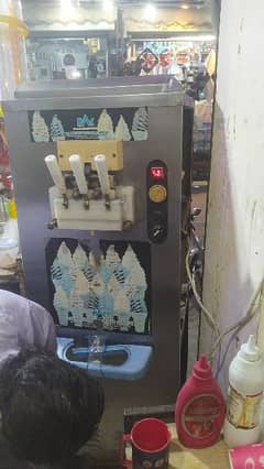 Ice cream machine 10/10 condition