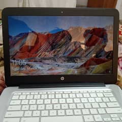 HP Chromebook for urgent sale in good condition /pc/mobile/laptop