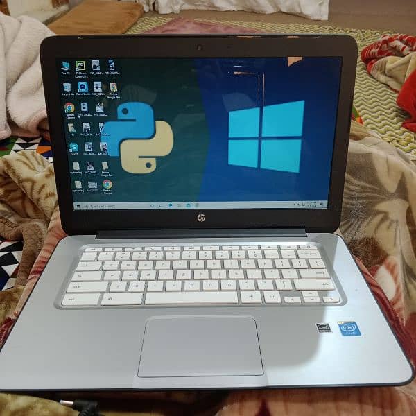 HP Chromebook for urgent sale in good condition /pc/mobile/laptop 1