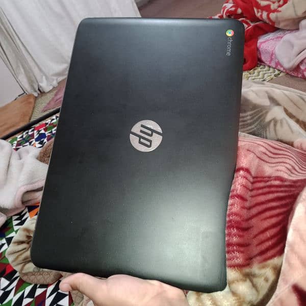 HP Chromebook for urgent sale in good condition /pc/mobile/laptop 3