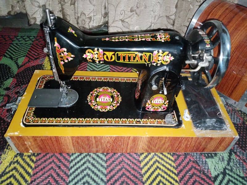 Titan sewing machine is New . with Motor. 0