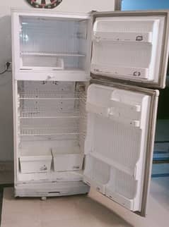Refrigerator/Fridge for Sale