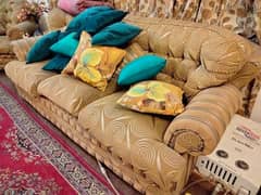 7 Seater Sofa for Sale. Almost New