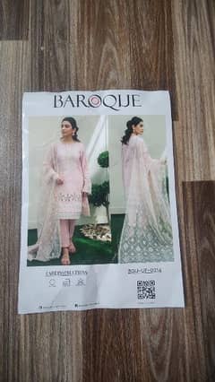 Beautiful  unstitched 3pc suit in different prices.