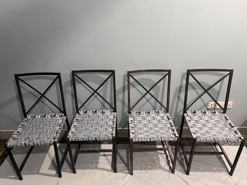 wrought Iron Chairs 0