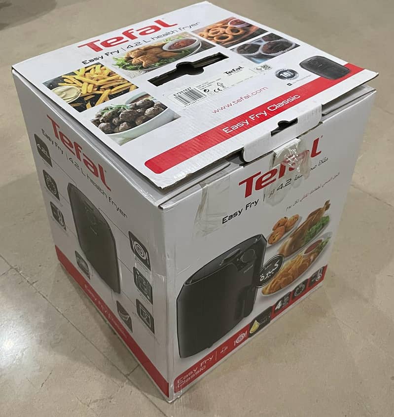 TEFAL AIR FRYER, 10/10 Condition 8