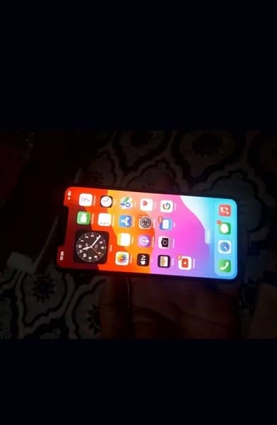 iphone xs max for sale. Non pta. 5