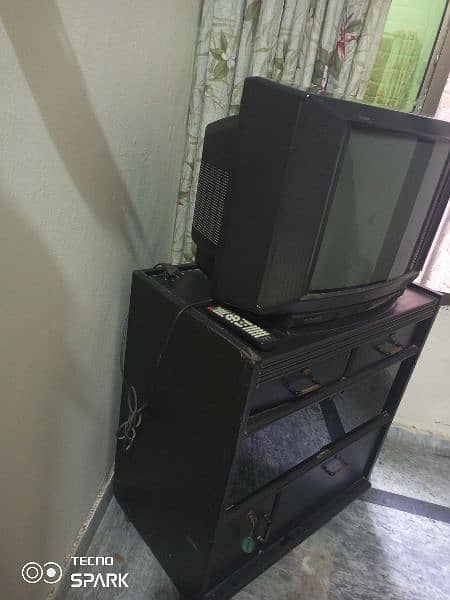 TV + TV Trolley + Dish 1