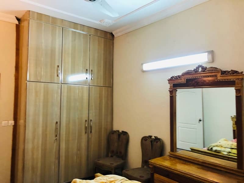 Guest House available in Iqbal Town Lahore 15