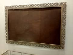 Wall Mirror without glass with Table