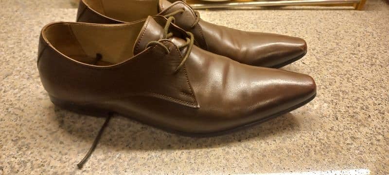 LOGO formal brown shoes 1