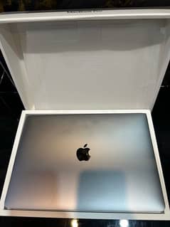 Apple MacBook Pro 13.2” inch M2 8GB 512GB
