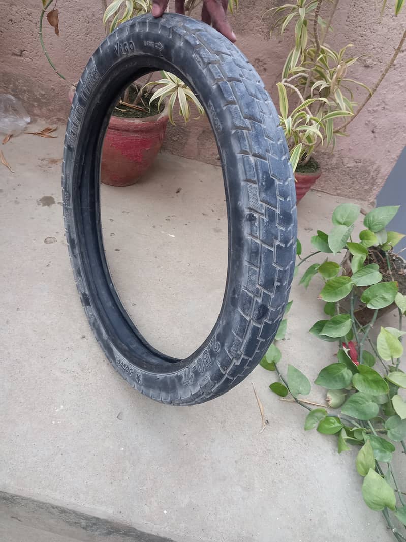 Service 70 tyre available 1