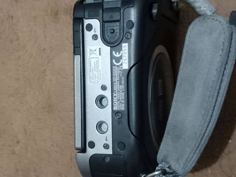 Sony DCR-DVD203-E DIGITAL VIDEO CAMERA 7