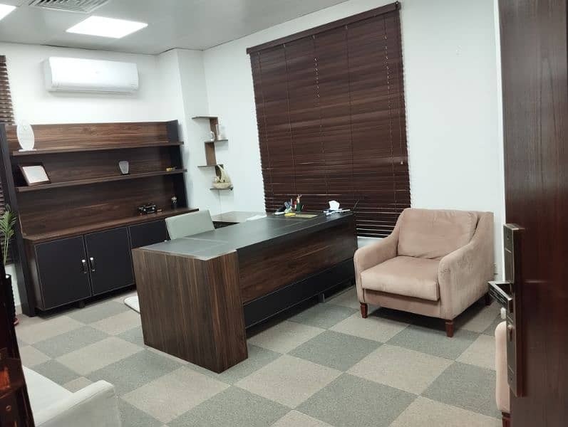 furnished Office 9
