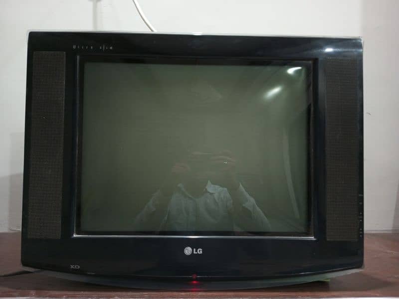 LG "ULTRA SLIM" Television (Tv) 0