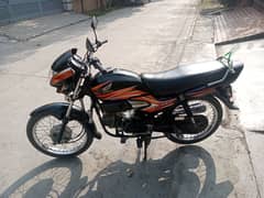 Honda pridor 100 cc in very good condition and cheap price