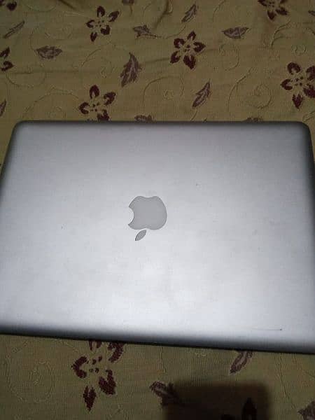 macbook  pro 2009 5