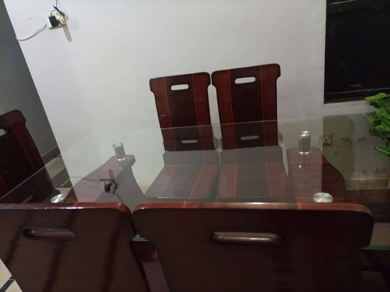 6seater new dinning table for sale 4