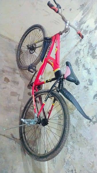 cycle size 26 inch. Allah things are in good condition. 5