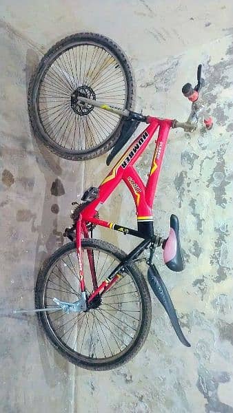 cycle size 26 inch. Allah things are in good condition. 7