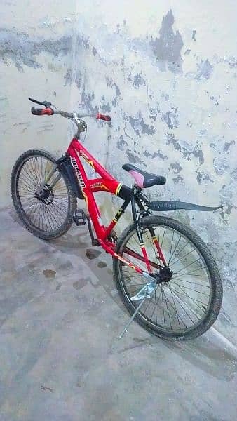 cycle size 26 inch. Allah things are in good condition. 8