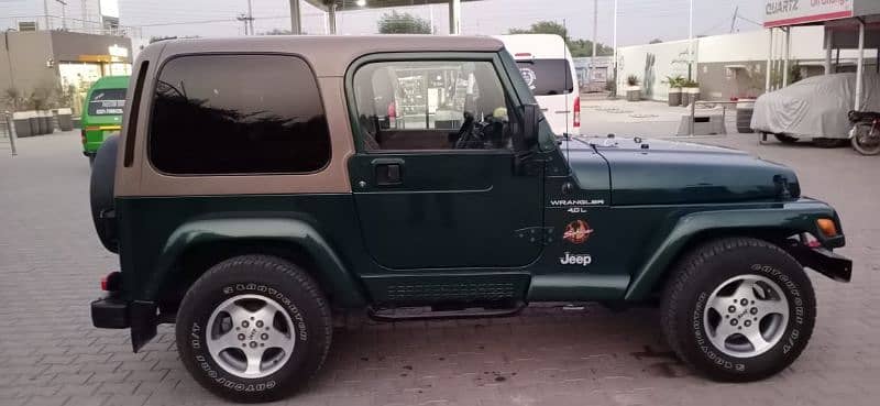 Wrangler Jeep Sahara Edition 3