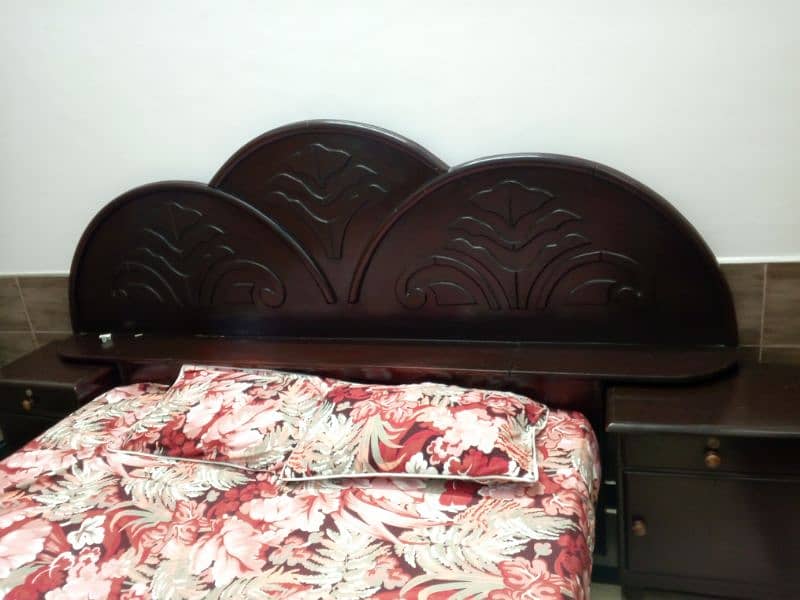 wooden bed with dressing and 2side tables 2