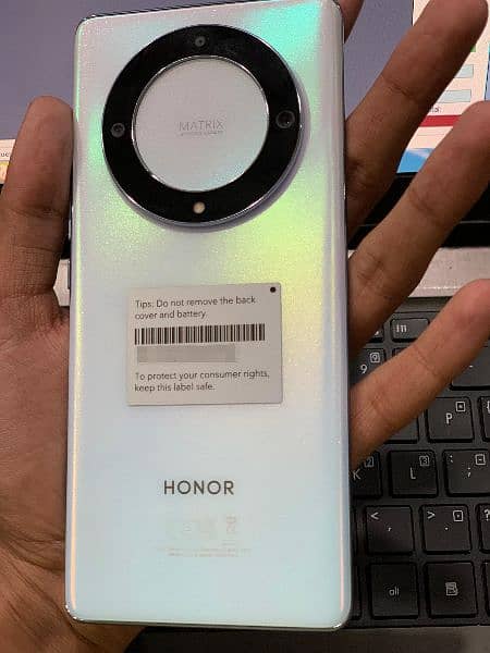 Honor X9a 5G 8+5/256GB Titanium Silver colour 1