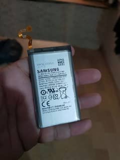 s9+ battery