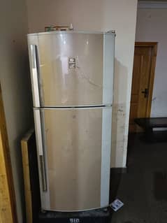 Dawlance Big size fridge in good condition (Model:9188WBM)