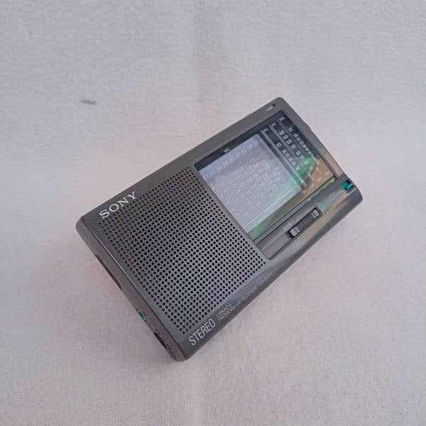 Sony sw11 Radio 12 Band Made in Japen 6
