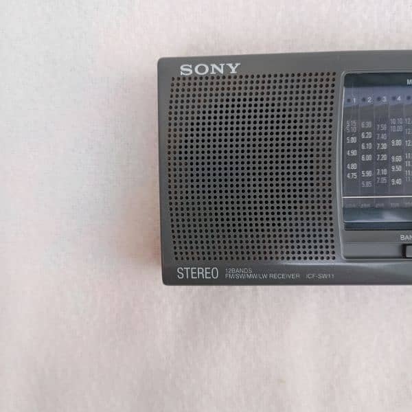 Sony sw11 Radio 12 Band Made in Japen 13