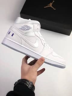 Air Jordan 1 Mid Pure White