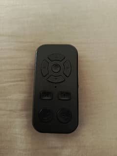 Bluetooth remote for mobile phone