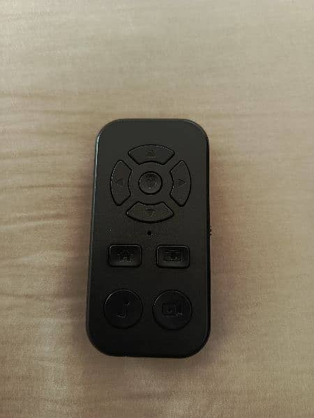 Bluetooth remote for mobile phone 0