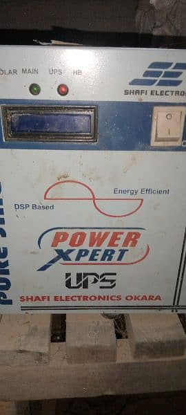 UPS khud bnvaya he 4800 watt ka 6 battery ko charge krta he 1