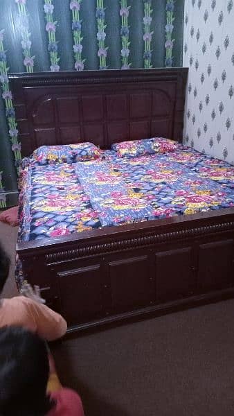 king size double bed 2